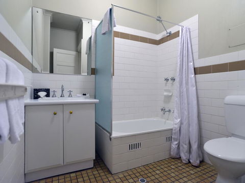 Mansions On Pulteney - Sunshine Coast Tourism 8