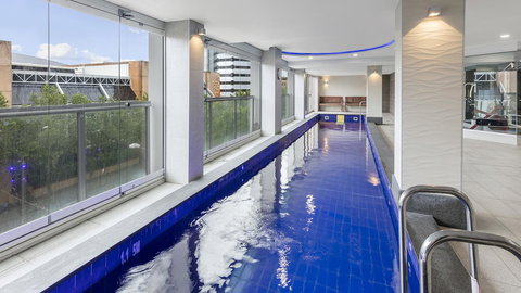 Oaks Adelaide Embassy Suites - Sunshine Coast Tourism 1