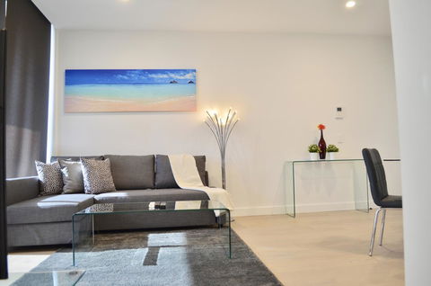 Whitmore SQ - Sunshine Coast Tourism 3