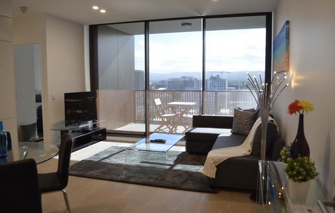Whitmore SQ - Sunshine Coast Tourism 1