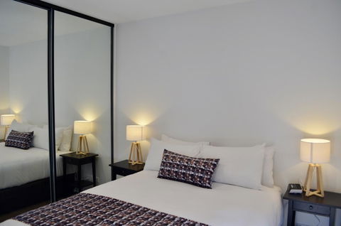 Whitmore SQ - Sunshine Coast Tourism 10