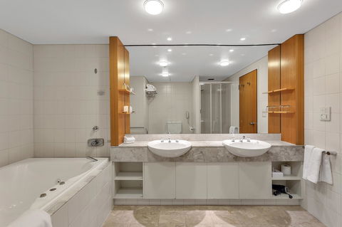 Stamford Plaza Adelaide - Holiday Sunshine Coast 20