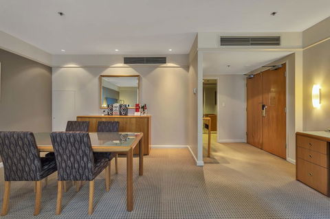 Stamford Plaza Adelaide - Holiday Sunshine Coast 33