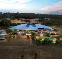 Doyles on the Bay - Holiday Sunshine Coast