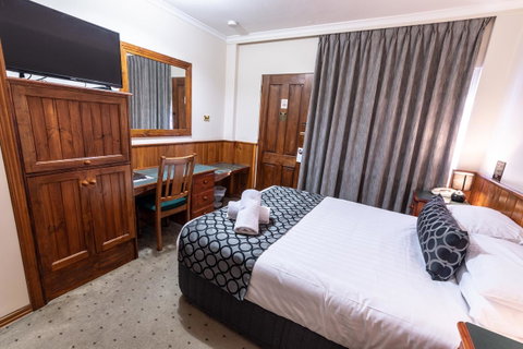 Astor Inn - Sunshine Coast Tourism 4