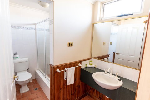 Astor Inn - Sunshine Coast Tourism 14