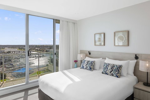 Oaks Glenelg Liberty Suites - Sunshine Coast Tourism 34