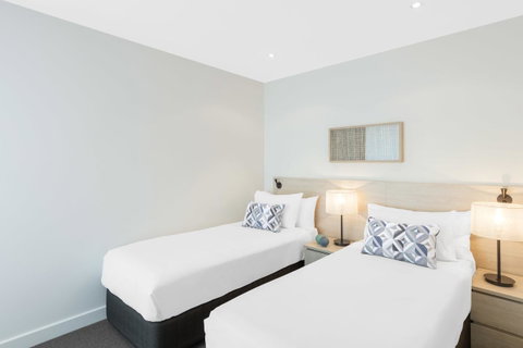 Oaks Glenelg Liberty Suites - Sunshine Coast Tourism 30