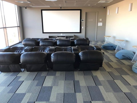 Central Escape @ Adelaide CBD - Sunshine Coast Tourism 19