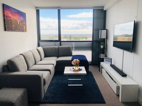 Central Escape @ Adelaide CBD - Sunshine Coast Tourism 3