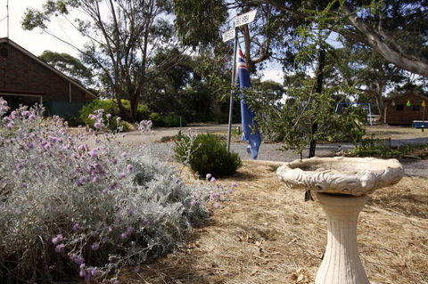 Cape Jervis Holiday Units - Sunshine Coast Tourism 17