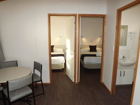 Ceduna Foreshore Caravan Park - Sunshine Coast Tourism 10