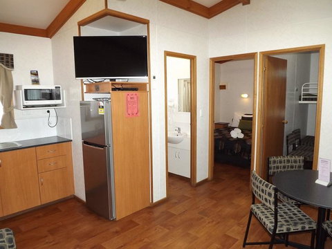 Ceduna Foreshore Caravan Park - Sunshine Coast Tourism 36