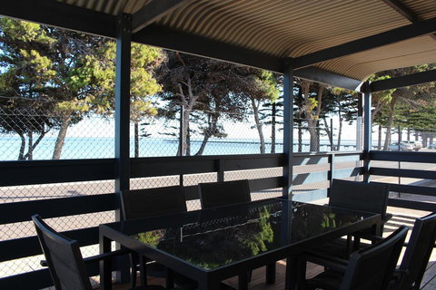 Ceduna Foreshore Caravan Park - Sunshine Coast Tourism 20