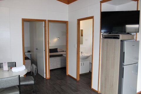 Ceduna Foreshore Caravan Park - Sunshine Coast Tourism 9