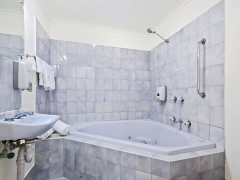 Motel Goolwa - Sunshine Coast Tourism 22