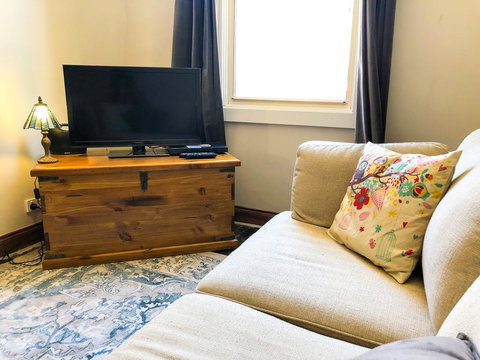 Inglenook Cottage - Sunshine Coast Tourism 17