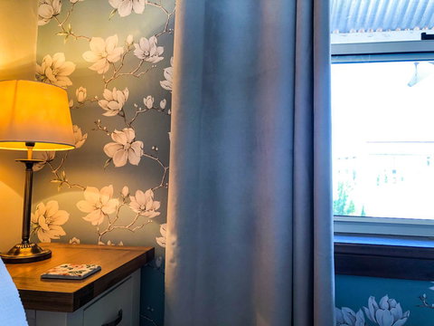 Inglenook Cottage - Sunshine Coast Tourism 14