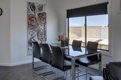 Aart Apartments - Holiday Sunshine Coast 20