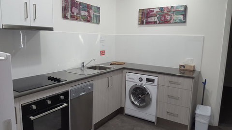 Aart Apartments - Holiday Sunshine Coast 6