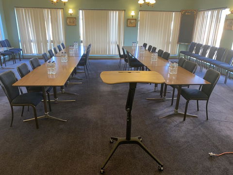 Cumberland Motor Inn - Sunshine Coast Tourism 23