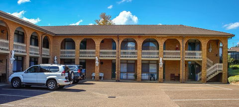 Cumberland Motor Inn - Sunshine Coast Tourism 34