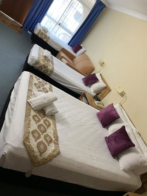 Cumberland Motor Inn - Sunshine Coast Tourism 20