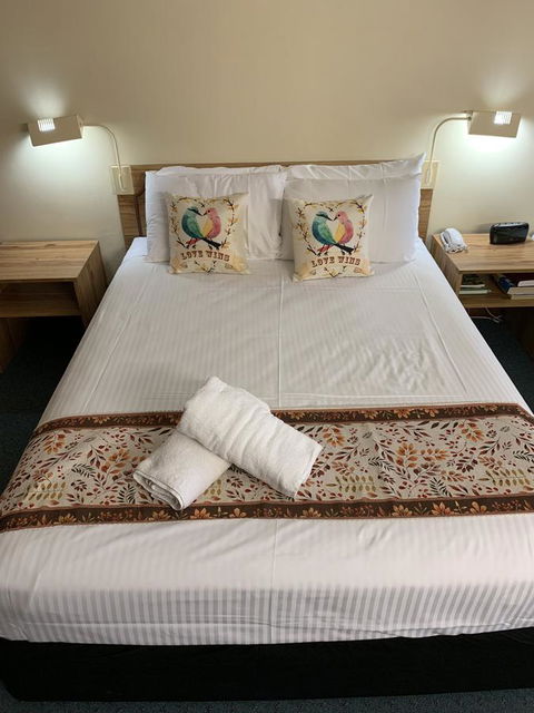 Cumberland Motor Inn - Sunshine Coast Tourism 18