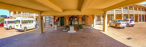 Cumberland Motor Inn - Sunshine Coast Tourism 42