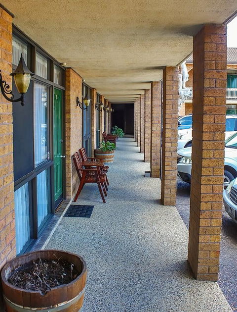 Cumberland Motor Inn - Sunshine Coast Tourism 39