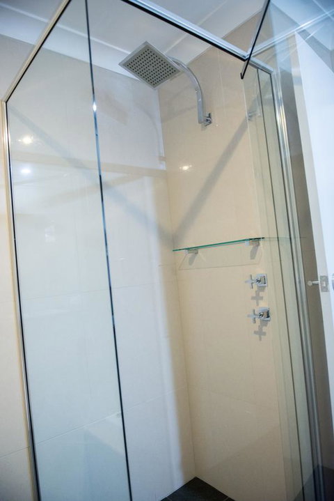 Arkana Motor Inn & Terrace Apartments - Sunshine Coast Tourism 16