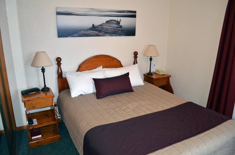 Arkana Motor Inn & Terrace Apartments - Sunshine Coast Tourism 14