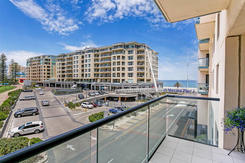 Heart Of Glenelg BnB - Holiday Sunshine Coast 13