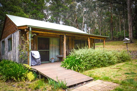 Ghost Hill Road Retreat - Sunshine Coast Tourism 28