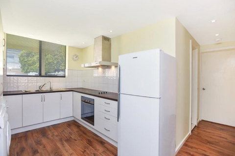 The Dolphins Beachfront Apartments - Sunshine Coast Tourism 16