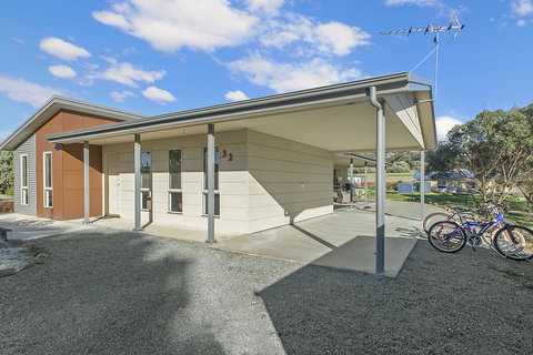 32 West B&B - Sunshine Coast Tourism 24