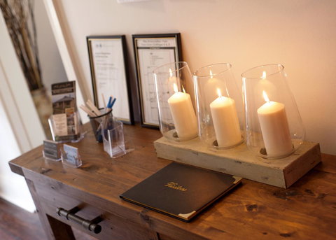 Two Cow Cottage Bed & Breakfast - Holiday Sunshine Coast 34