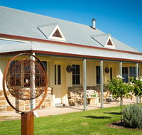 Barossa Vineyard Cottages - Holiday Sunshine Coast