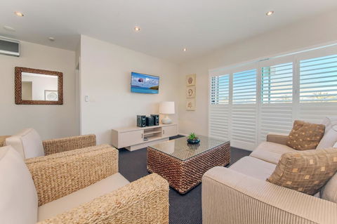 Pacific Blue 278-265 Sandy Pt Rd- Dual Key Access, Wifi, Linen And Air Conditioning - Sunshine Coast Tourism 4