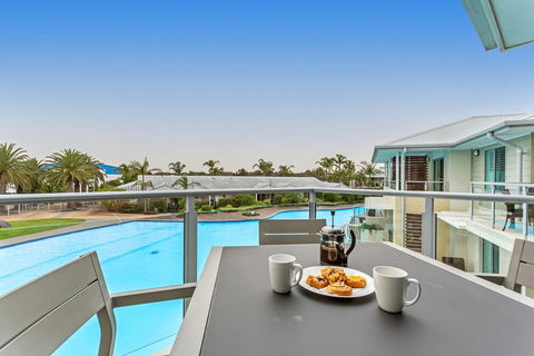 Pacific Blue 278-265 Sandy Pt Rd- Dual Key Access, Wifi, Linen And Air Conditioning - Sunshine Coast Tourism 0