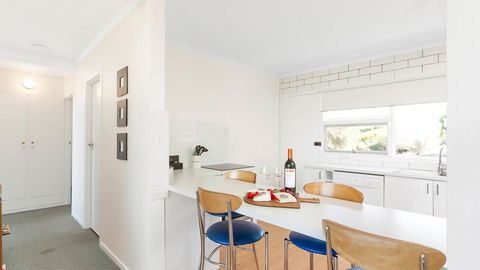 Victor Apartments - Sunshine Coast Tourism 6