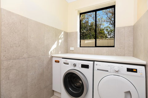 Port Of Call - Port Willunga - C21 SouthCoast Holidays - Sunshine Coast Tourism 19