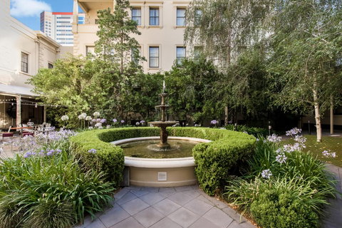 Adina Apartment Hotel Adelaide Treasury - Holiday Sunshine Coast 4