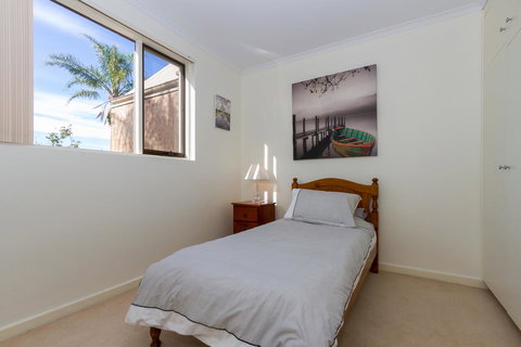 Adelaide Style Accommodation-Close To City-North Adelaide-3 Bdrm- FREE Parking - Holiday Sunshine Coast 19
