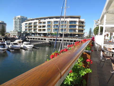 Lights Landing Apartments - Sunshine Coast Tourism 16