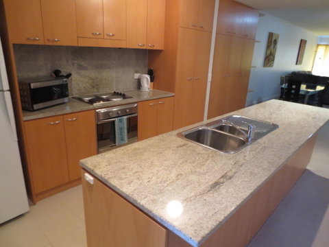 Lights Landing Apartments - Sunshine Coast Tourism 21