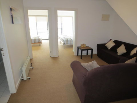 Lights Landing Apartments - Sunshine Coast Tourism 35