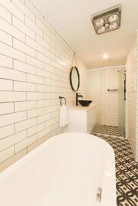 The Manor Basket Range - Holiday Sunshine Coast 1