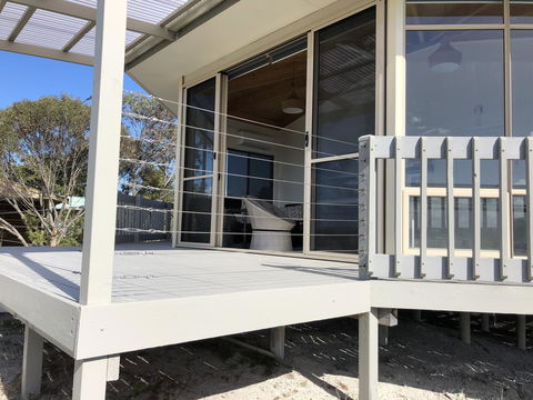 White Sands Holiday Retreat - Holiday Sunshine Coast 10