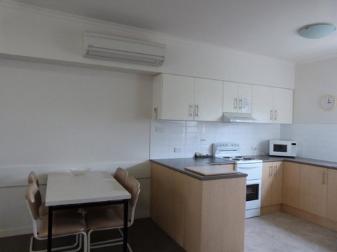 Glenelg Holiday Apartments - Corfu - Sunshine Coast Tourism 7